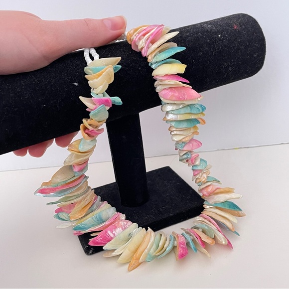 Vintage HAWAIIAN Real SHELL Rainbow Mermaid Core Summer Beach Vacation Necklace - Picture 3 of 9